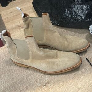 Common Projects tan suede Boots